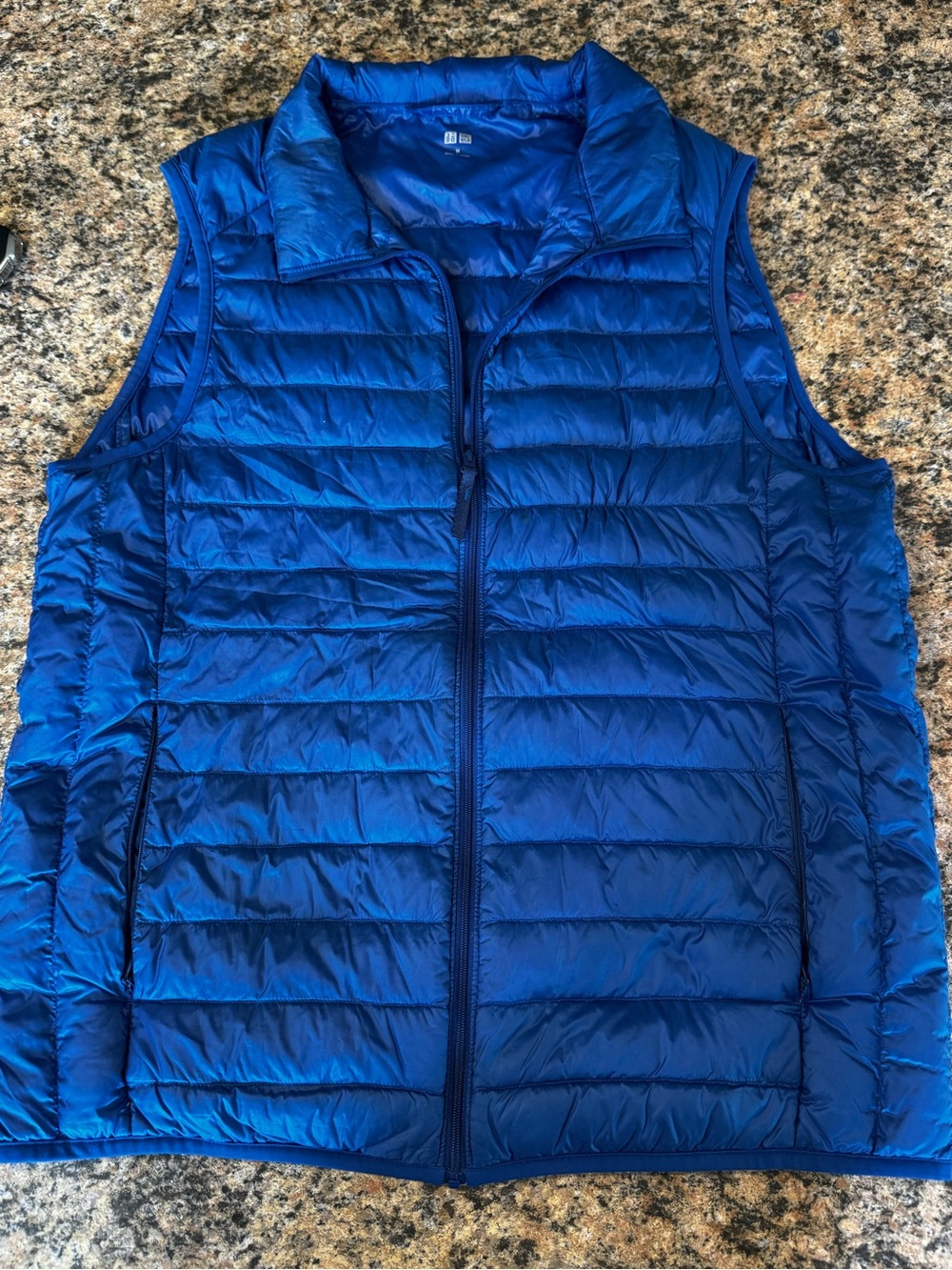 Men’s Uniqlo Ultra Light Down Lightweight Puffer Blue Vest Packable Medium